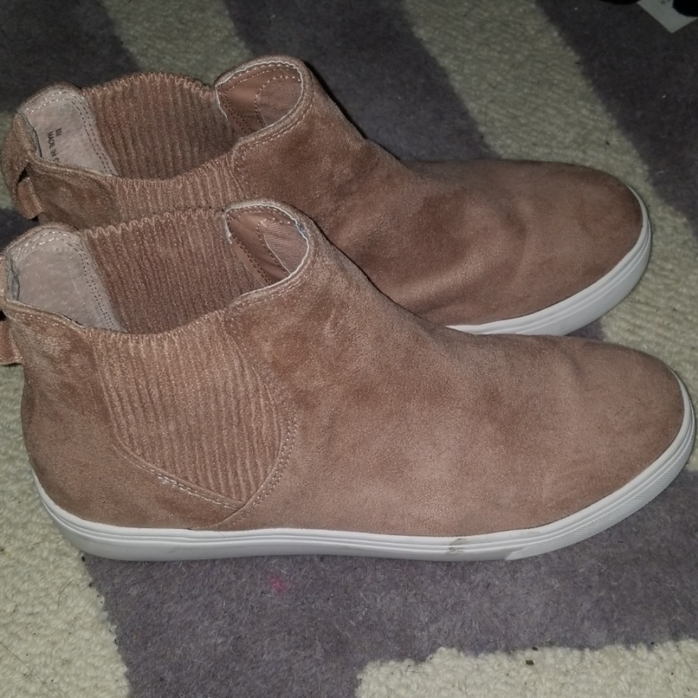 Steve Madden Clovis suede sneaker shoe 8m